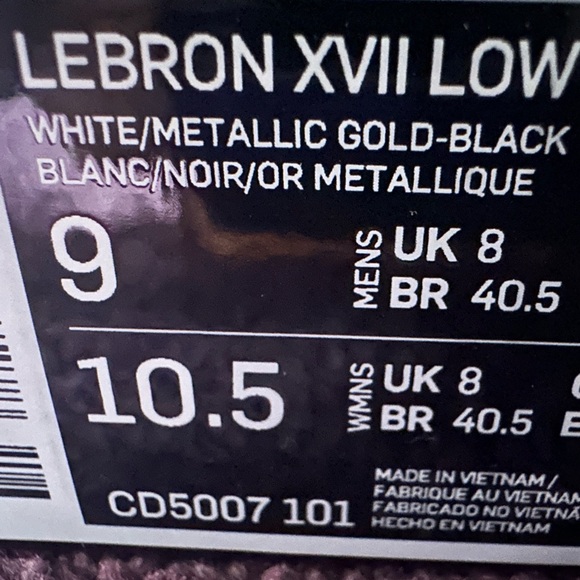 LeBron 17 Low 'Metallic Gold'; men’s size 9 - Picture 15 of 15